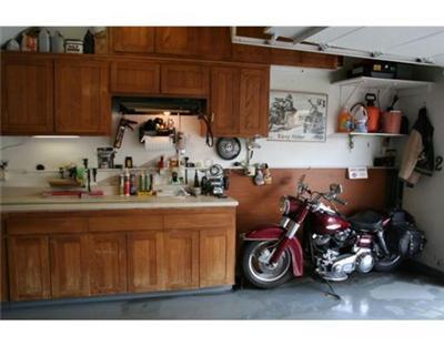 460 Moonridge Drive, Unit E2 Edwards, CO 81632 - Photo 12 of 12 a utility room with sink dryer and bicycles