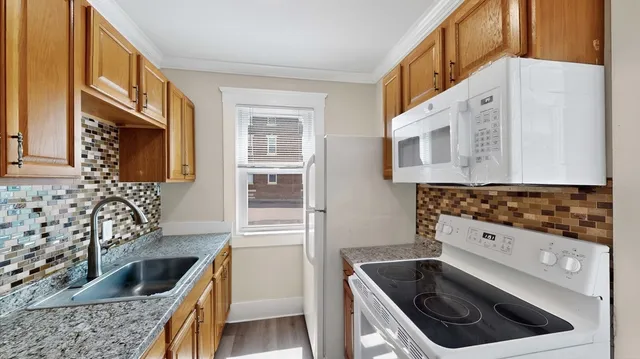 $2,645 | 5 Ropes Street, Unit 1, Salem, MA 01970