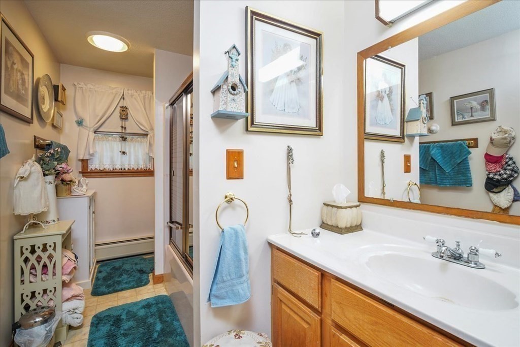 605 Ryan Road Northampton, MA 01062 - Photo 24 of 35