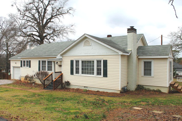 27 Ware Street Ware Shoals, SC 29692 - Photo 1 of 1 Gallery Image 1
