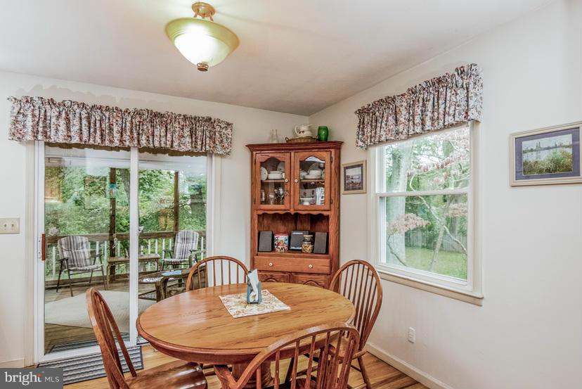 46 Holly Road Severna Park, MD 21146 - Photo 8 of 28 Kitchen