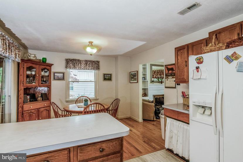 46 Holly Road Severna Park, MD 21146 - Photo 10 of 28 Kitchen