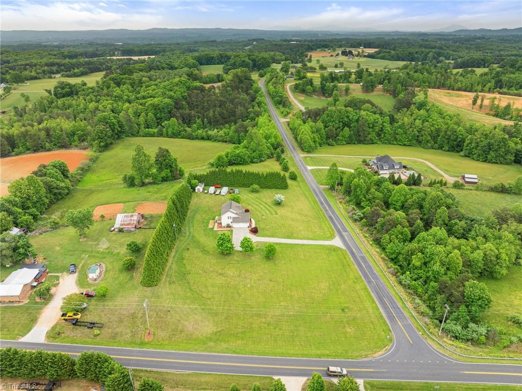 1812 Cadle Ford Road Mount Airy, NC 27030 - Photo 29 of 35 Gallery Image 29