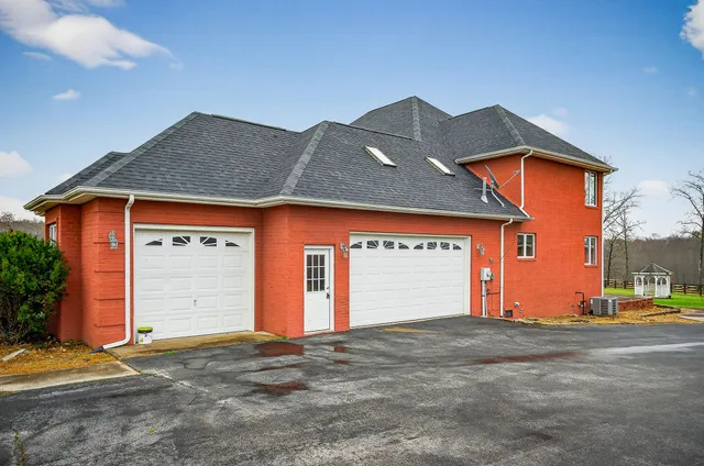 $1,100,000 | 4285 Highway 127 South, Crossville, TN 38555