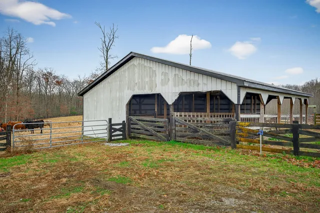 $1,100,000 | 4285 Highway 127 South, Crossville, TN 38555