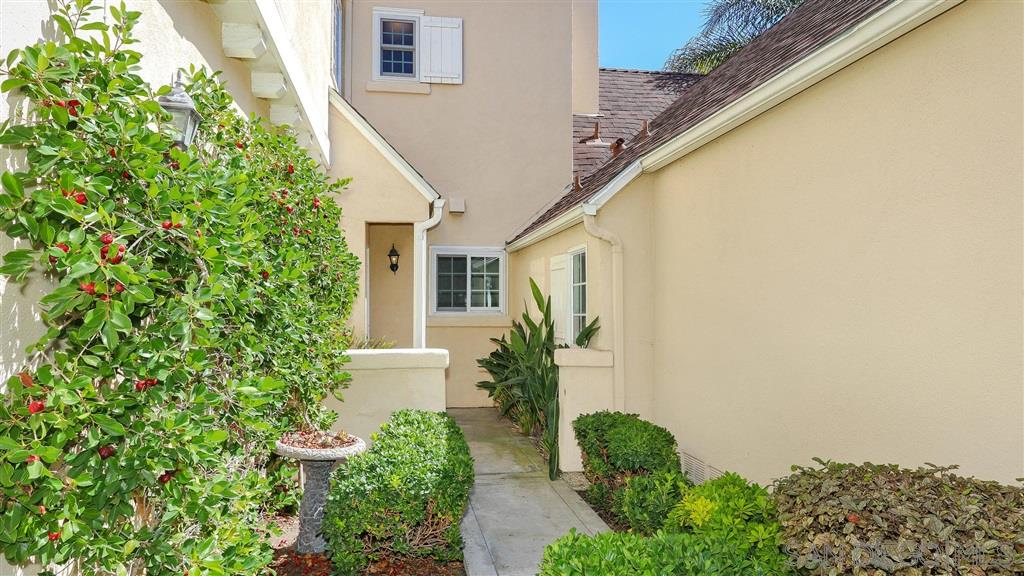 2689 Coventry Road Carlsbad, CA 92010 - Photo 2 of 25 Gallery Image 2