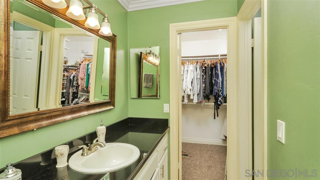 2689 Coventry Road Carlsbad, CA 92010 - Photo 15 of 25 Gallery Image 15