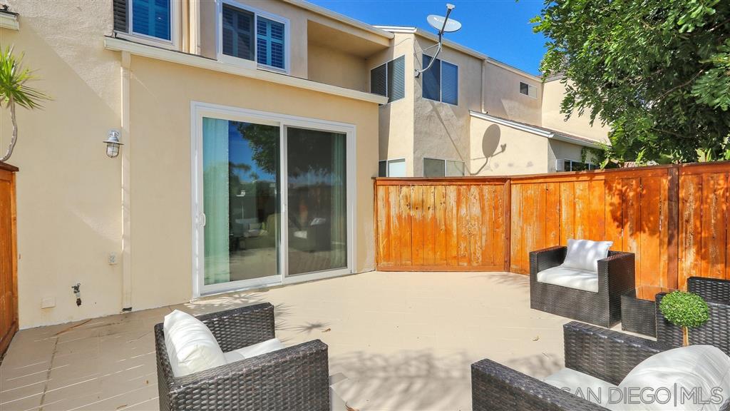 2689 Coventry Road Carlsbad, CA 92010 - Photo 18 of 25 Gallery Image 18