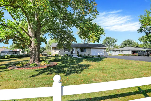 $365,000 | 7250 Highway 267, Brownsburg, IN 46112