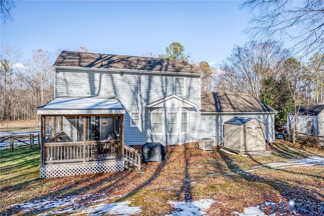 2423 Brookforest Road Midlothian, VA 23112 - Photo 37 of 40 a view of a house with wooden fence
