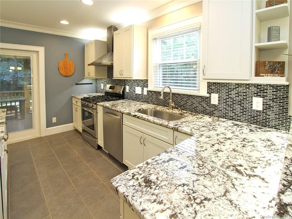 1907 Club Road Charlotte, NC 28205 - Photo 9 of 26 Gallery Image 9