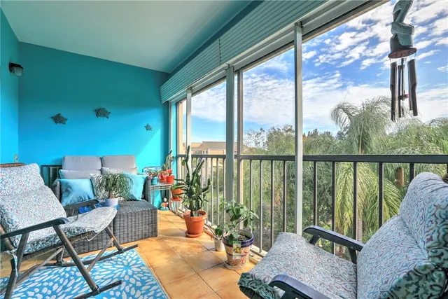 $164,900 | 6175 South Mirror Lake Drive, Unit 306, Sebastian, FL 32958