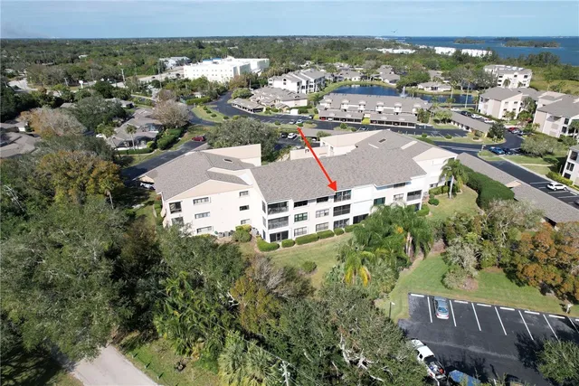 $164,900 | 6175 South Mirror Lake Drive, Unit 306, Sebastian, FL 32958