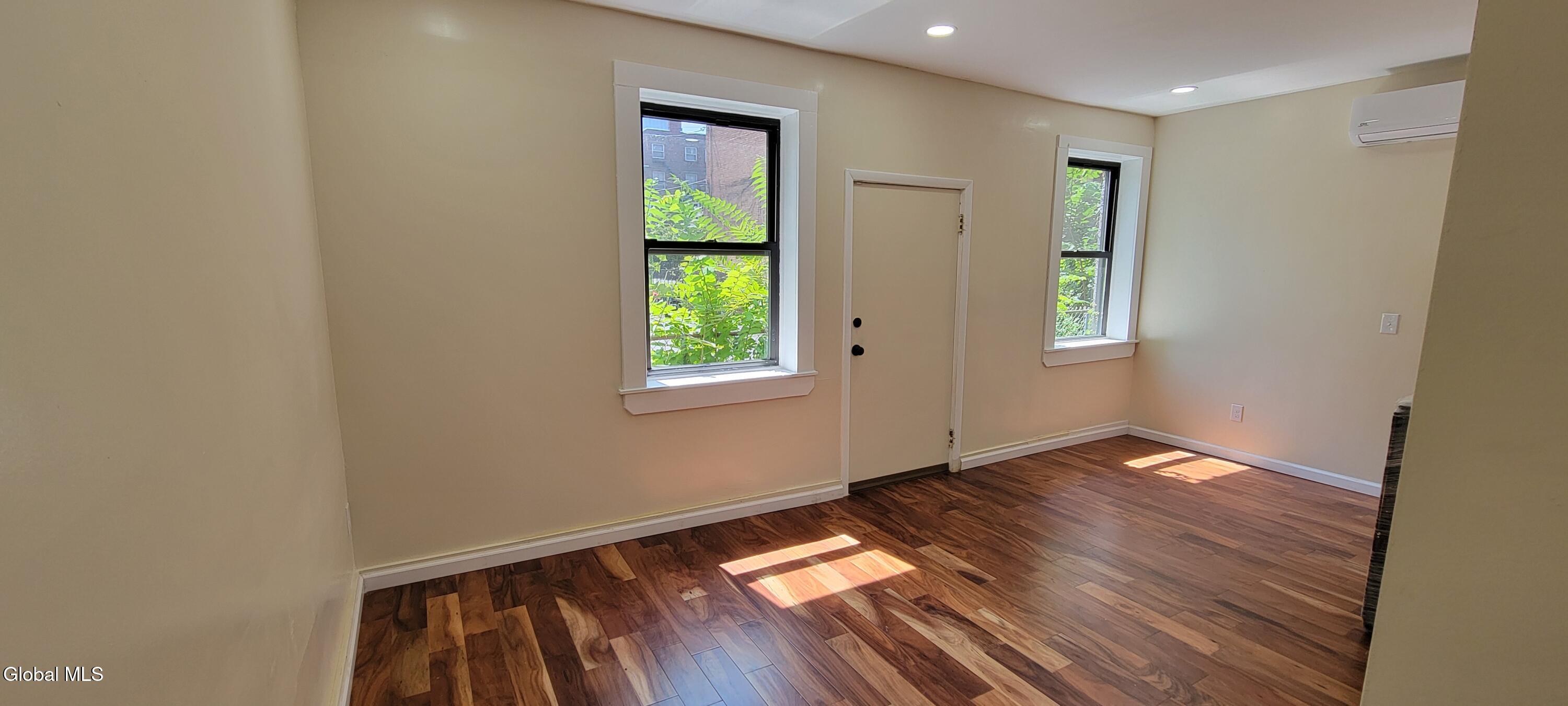 170 Washington Avenue, Unit 1B Albany, NY 12210 - Photo 10 of 12 20250810_140004