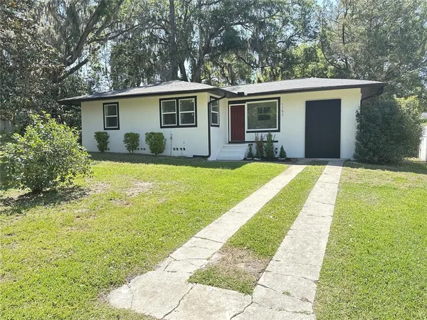 $299,995 | 1152 Northeast 9th Street, Ocala, FL 34470
