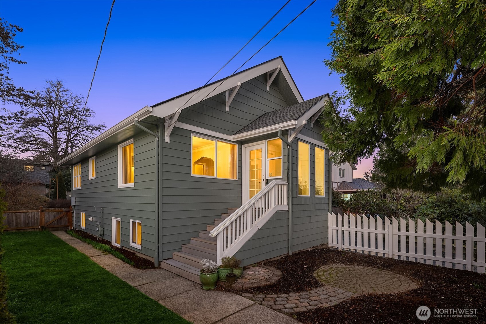 716 North 96th Street Seattle, WA 98103 - Photo 2 of 40