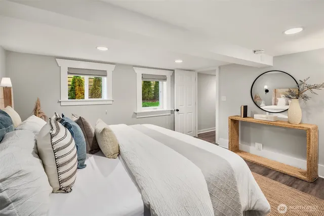 $999,000 | 716 North 96th Street, Seattle, WA 98103