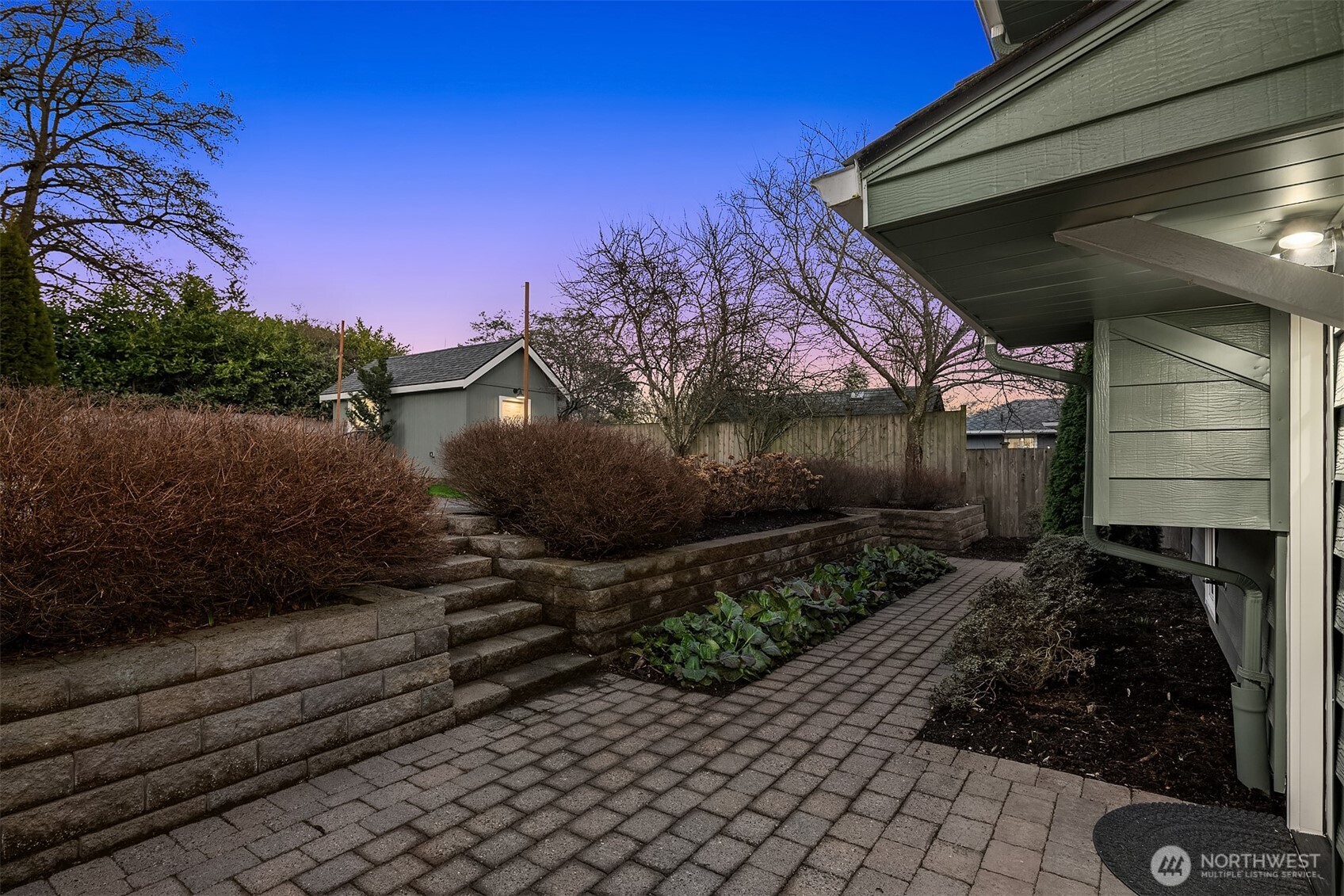 716 North 96th Street Seattle, WA 98103 - Photo 26 of 40