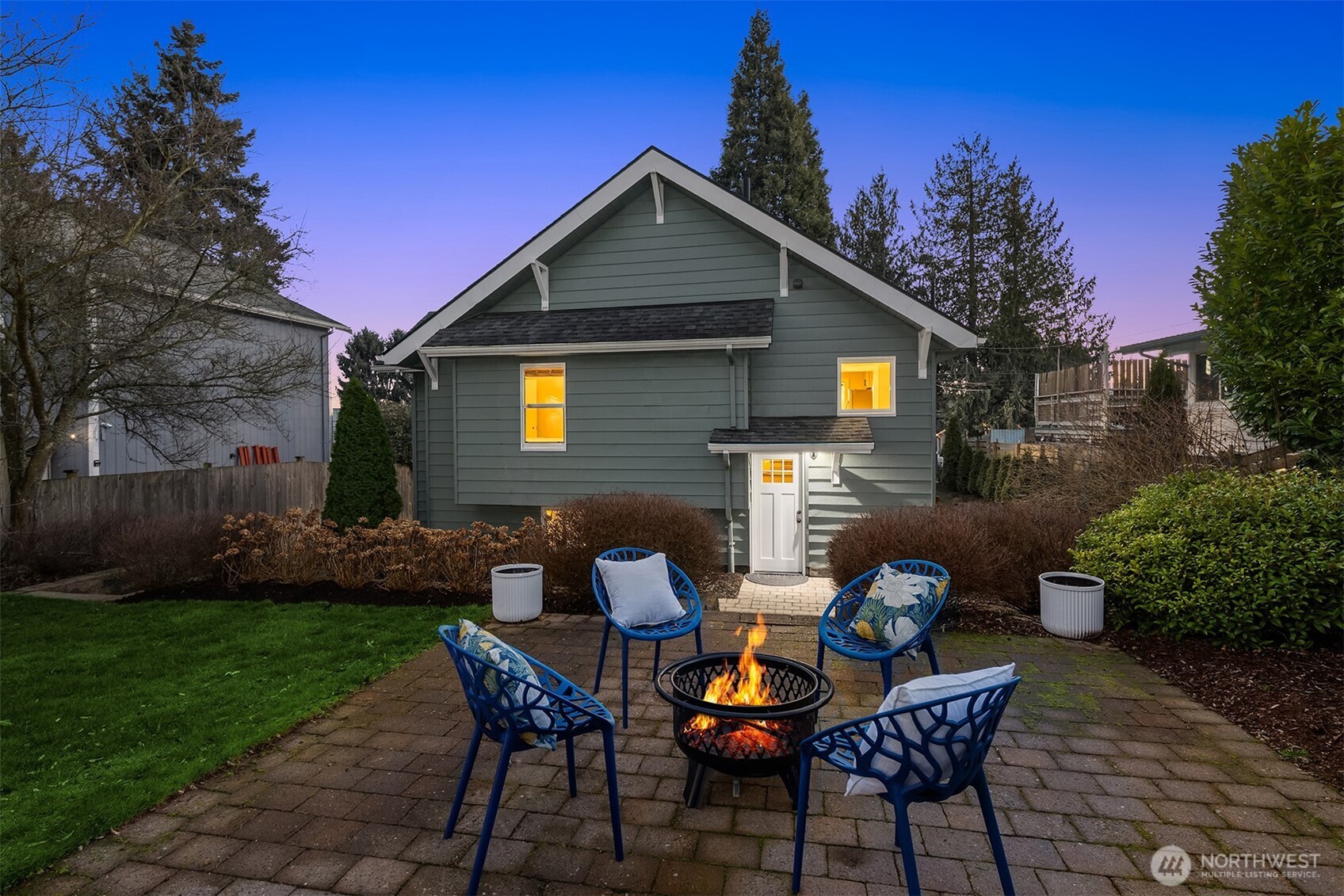 716 North 96th Street Seattle, WA 98103 - Photo 32 of 40