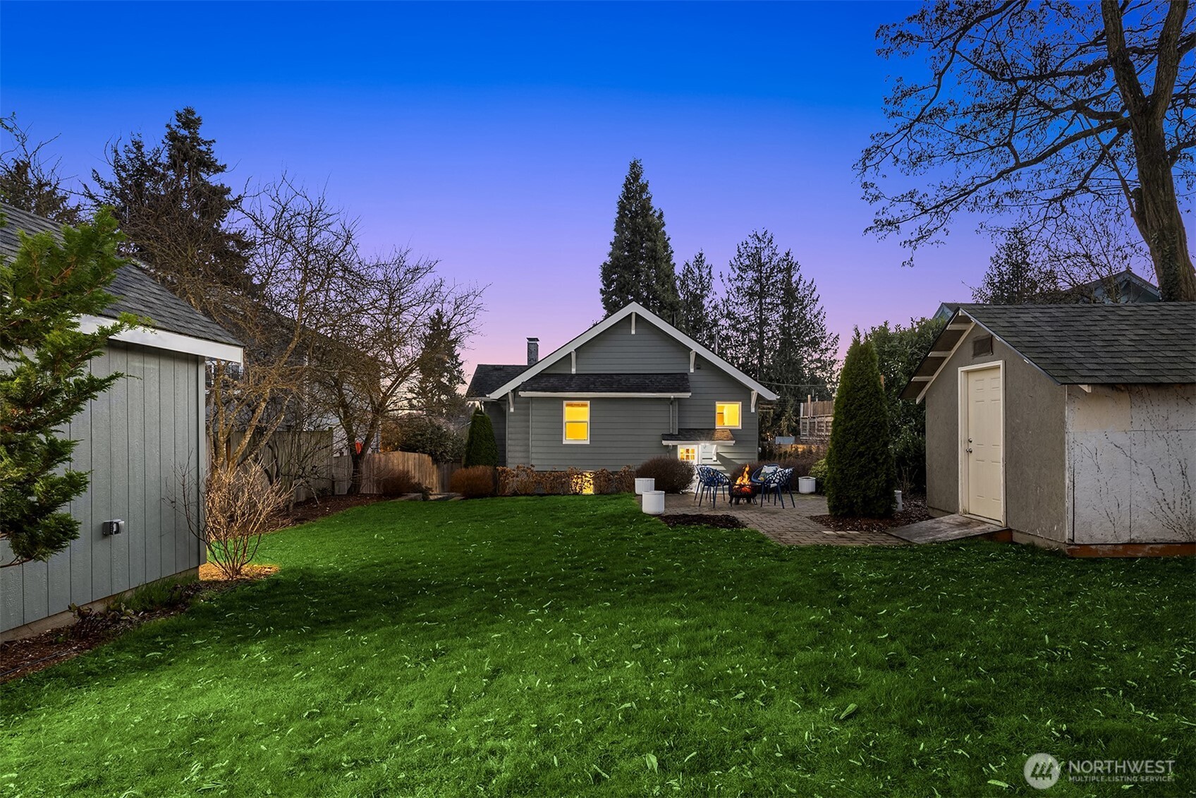 716 North 96th Street Seattle, WA 98103 - Photo 33 of 40