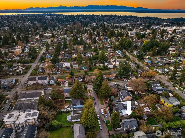 $999,000 | 716 North 96th Street, Seattle, WA 98103