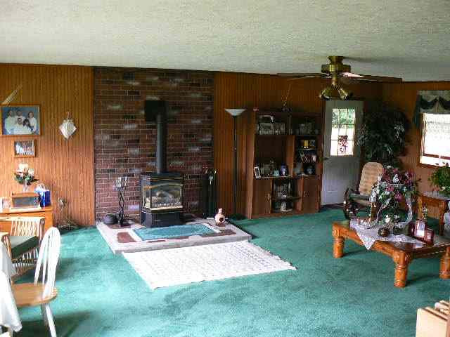 103 Rogge Road Amsterdam, NY 12010 - Photo 3 of 6 Photo 3