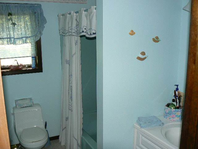 103 Rogge Road Amsterdam, NY 12010 - Photo 5 of 6 Photo 5