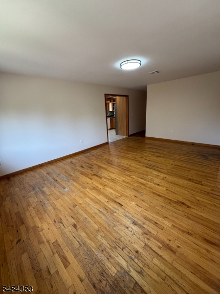 1386 Lower Road Elizabeth, NJ 07208 - Photo 3 of 16 Gallery Image 3