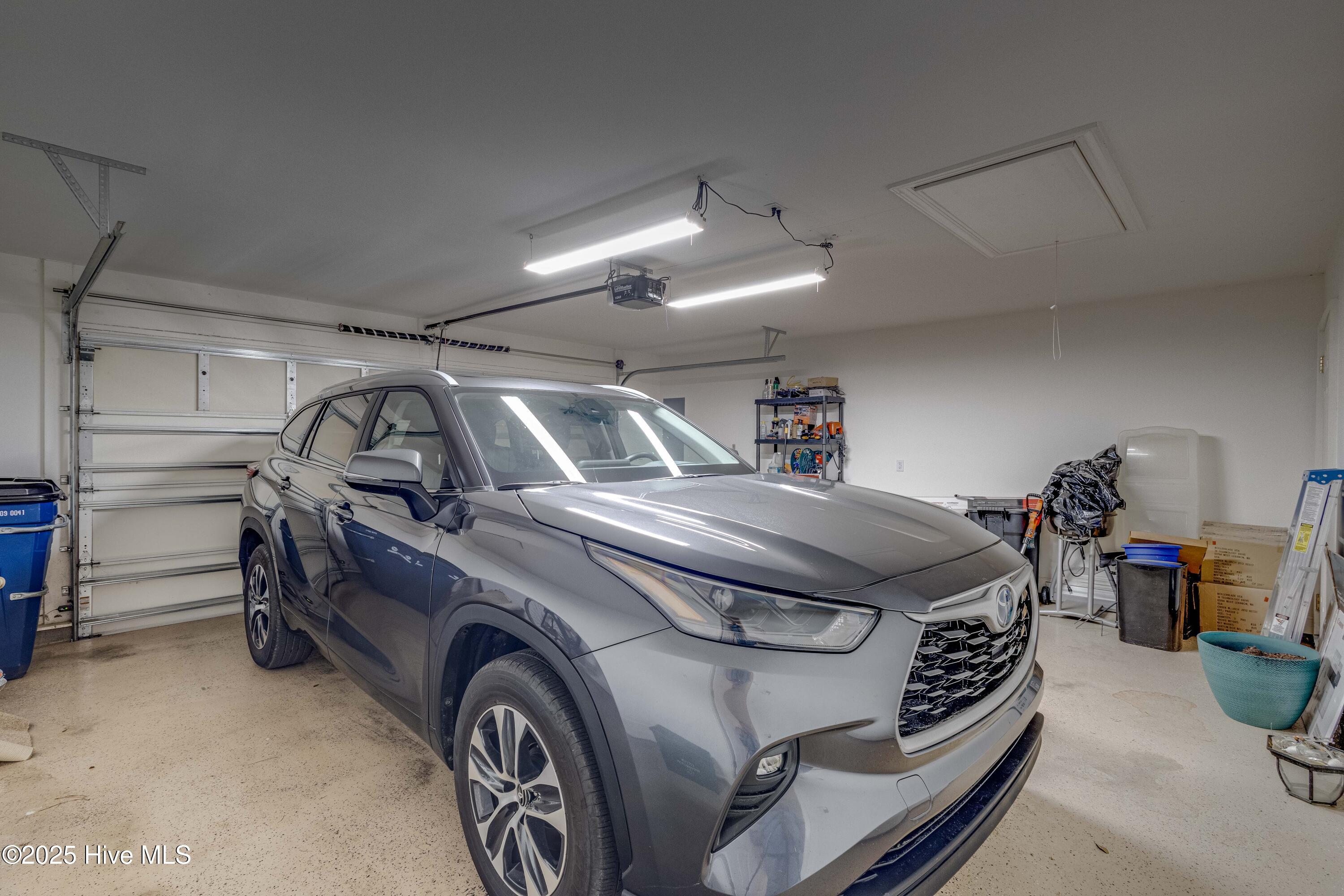 402 Stratton Place Washington, NC 27889 - Photo 25 of 27 2 car Garage