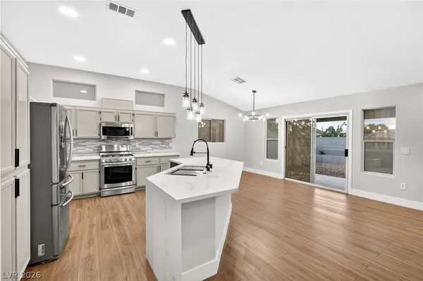 $479,999 | 1120 Devon Downs Avenue, Henderson, NV 89015
