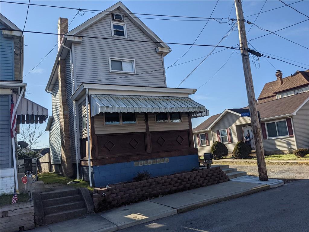 517 Cross Street Rochester, PA 15074 - Photo 1 of 23