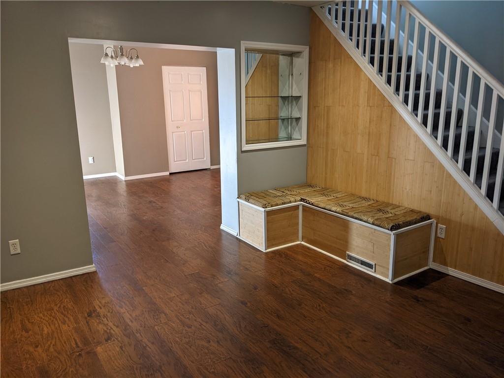 517 Cross Street Rochester, PA 15074 - Photo 2 of 23