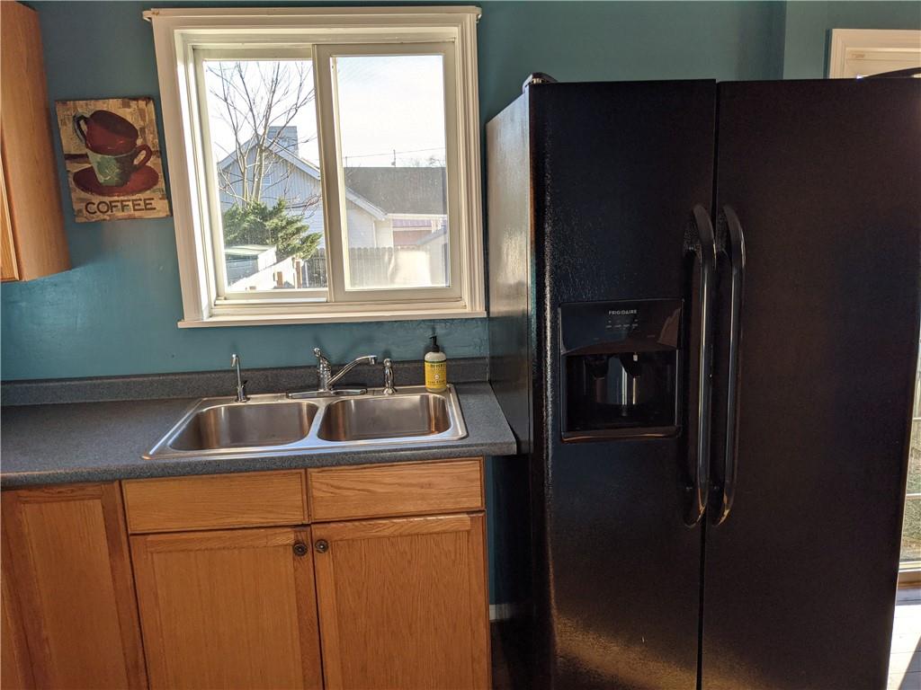517 Cross Street Rochester, PA 15074 - Photo 6 of 23