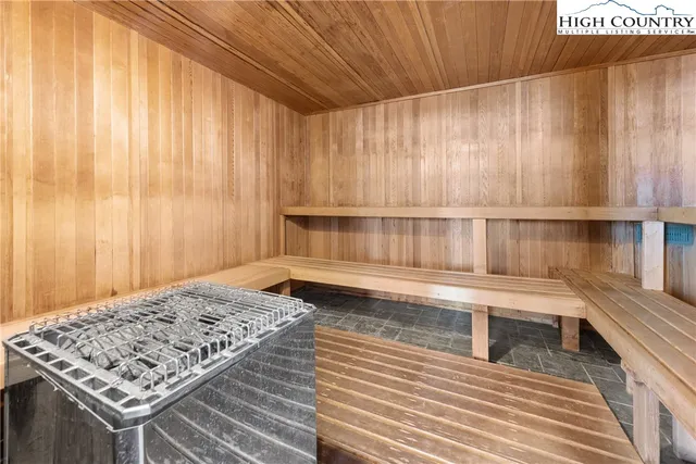 a view of a storage & utility room