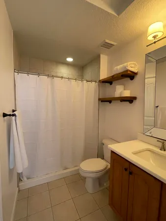 $2,400 | 4334 Highway 441, Unit 20, Okeechobee, FL 34974