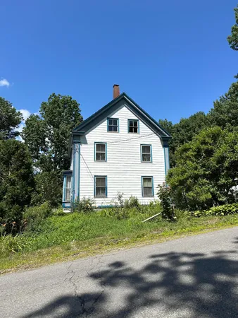 $250,000 | 24 Old Rte One, Waldoboro, ME 04572