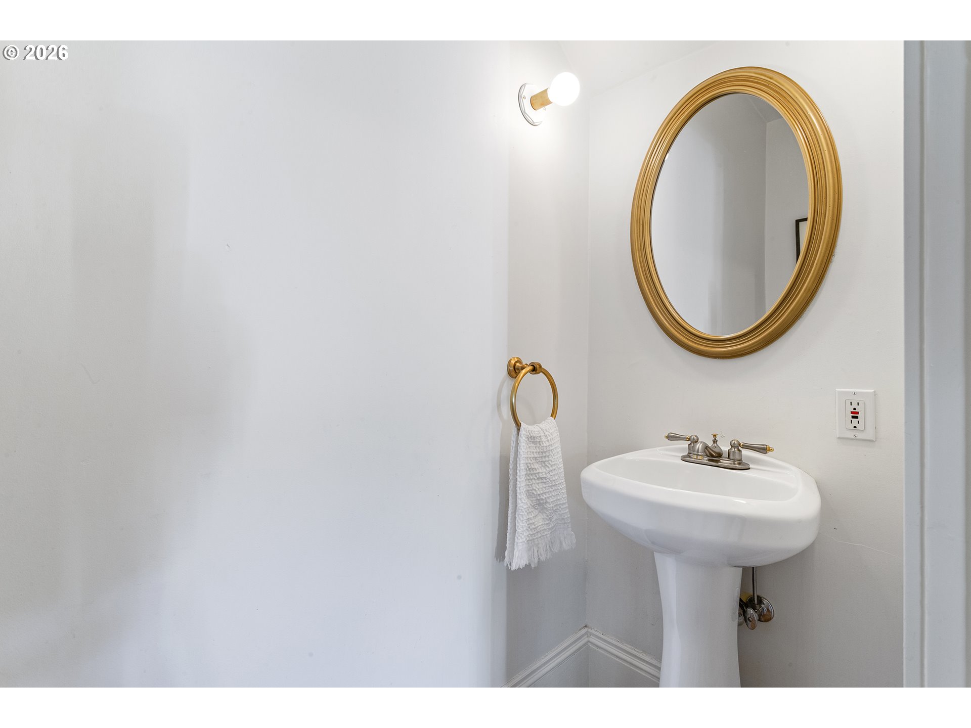 132 Northeast Cook Street Portland, OR 97212 - Photo 19 of 38 Bathroom