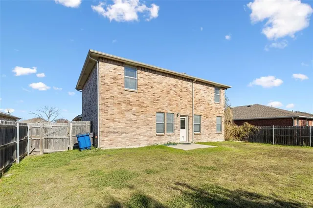 $2,700 | 1628 Fieldstone Drive, Little Elm, TX 75068