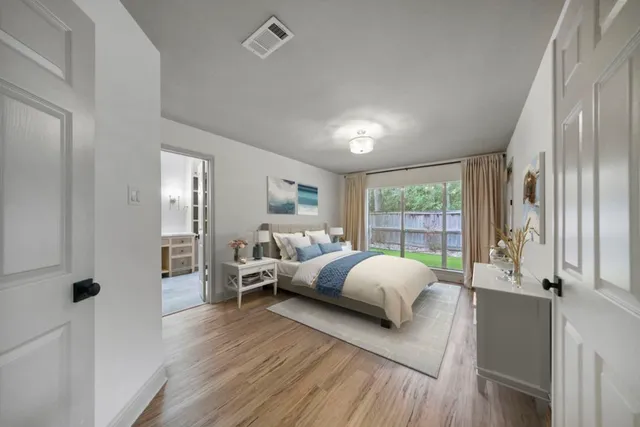 $3,200 | 31 Silver Canyon Place, The Woodlands, TX 77381