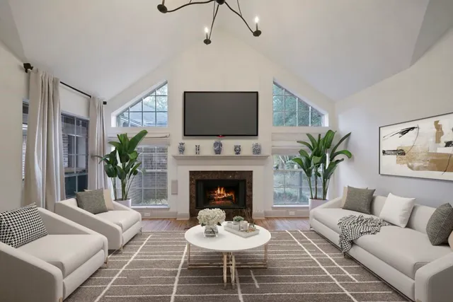 $3,200 | 31 Silver Canyon Place, The Woodlands, TX 77381