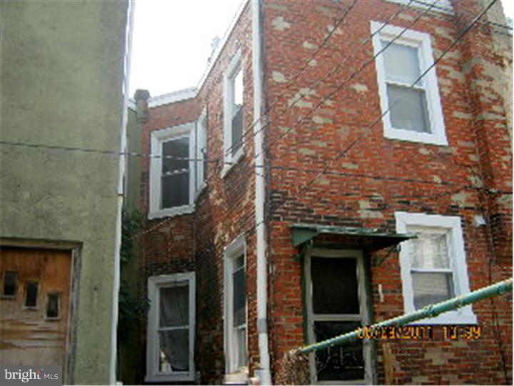 6313 Reedland Street Philadelphia, PA 19142 - Photo 2 of 9 Exterior Back