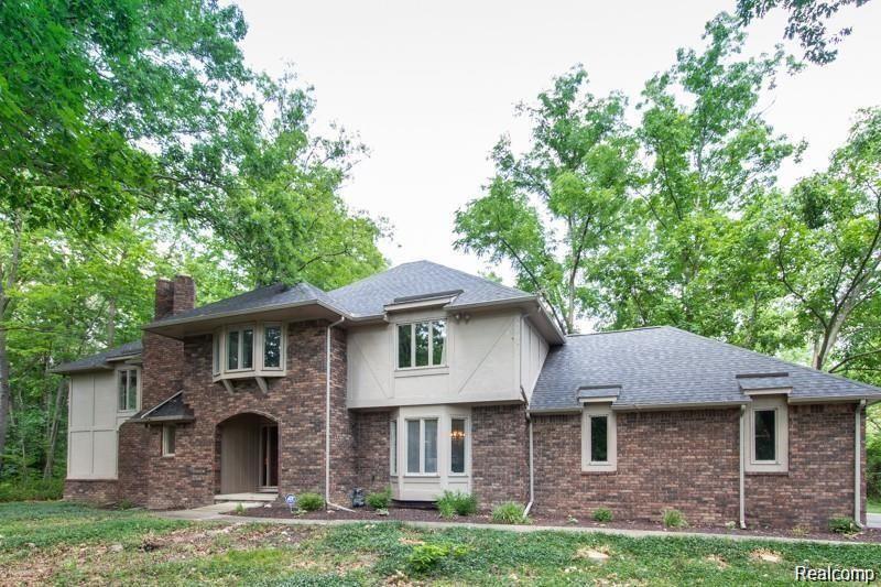 1440 Burgundy Road Ann Arbor, MI 48105 - Photo 1 of 43
