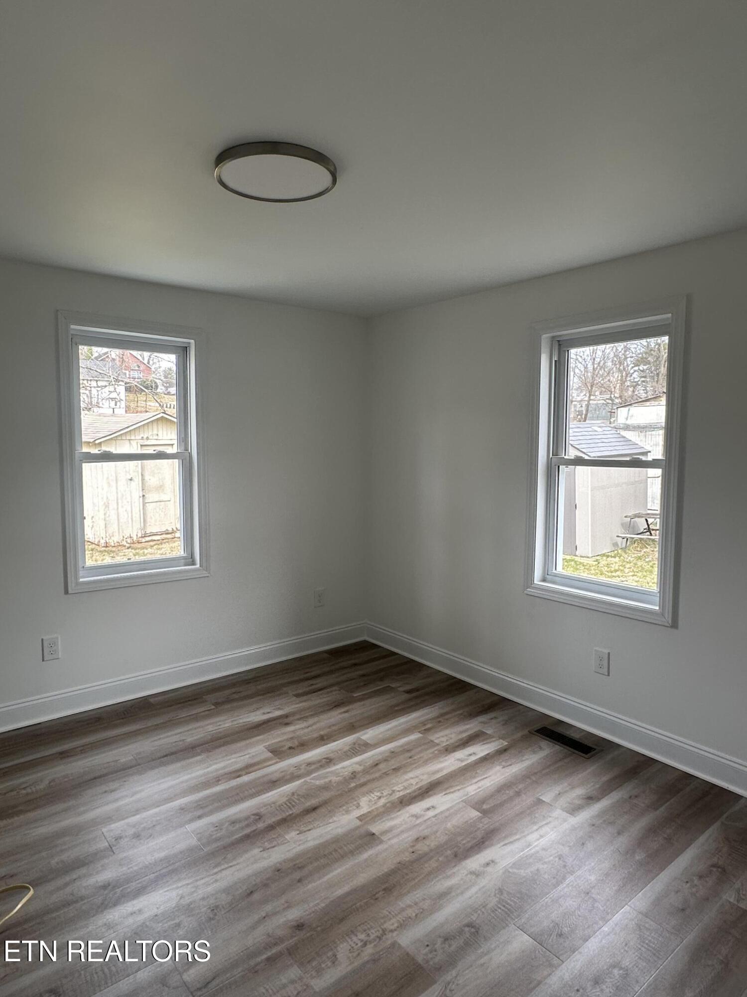 1915 Wells Drive Powell, TN 37849 - Photo 8 of 10 IMG_6236