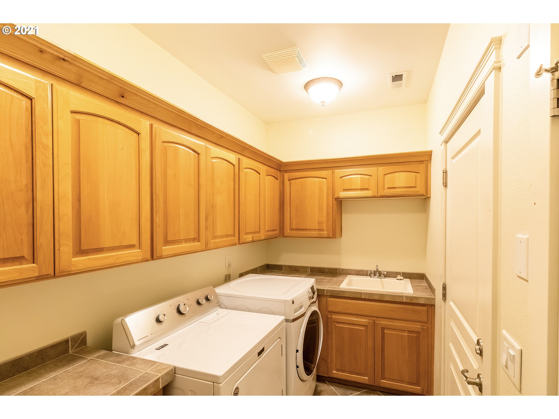 882 Northwest Angel Heights Road Stevenson, WA 98648 - Photo 23 of 32