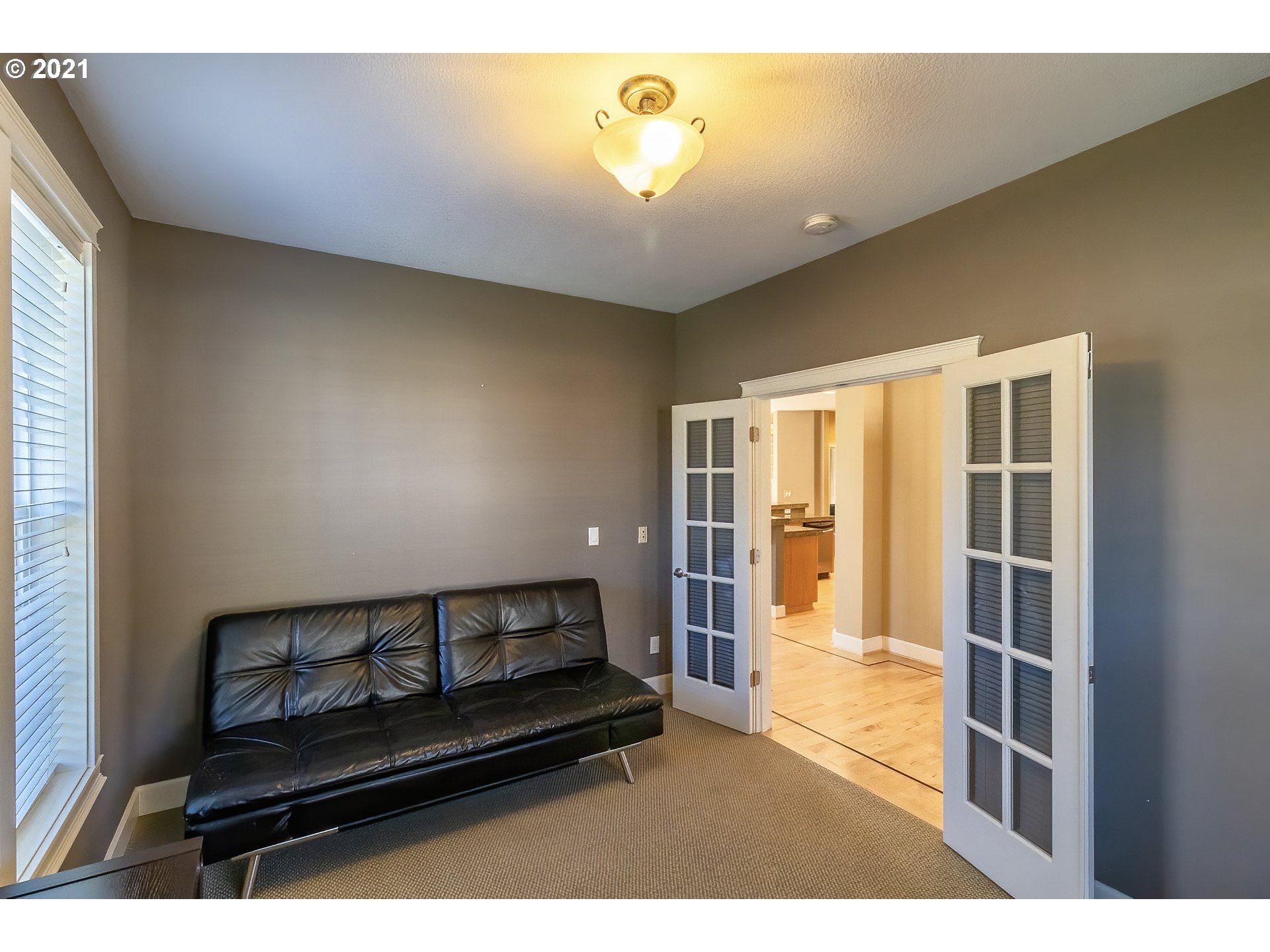 882 Northwest Angel Heights Road Stevenson, WA 98648 - Photo 5 of 32