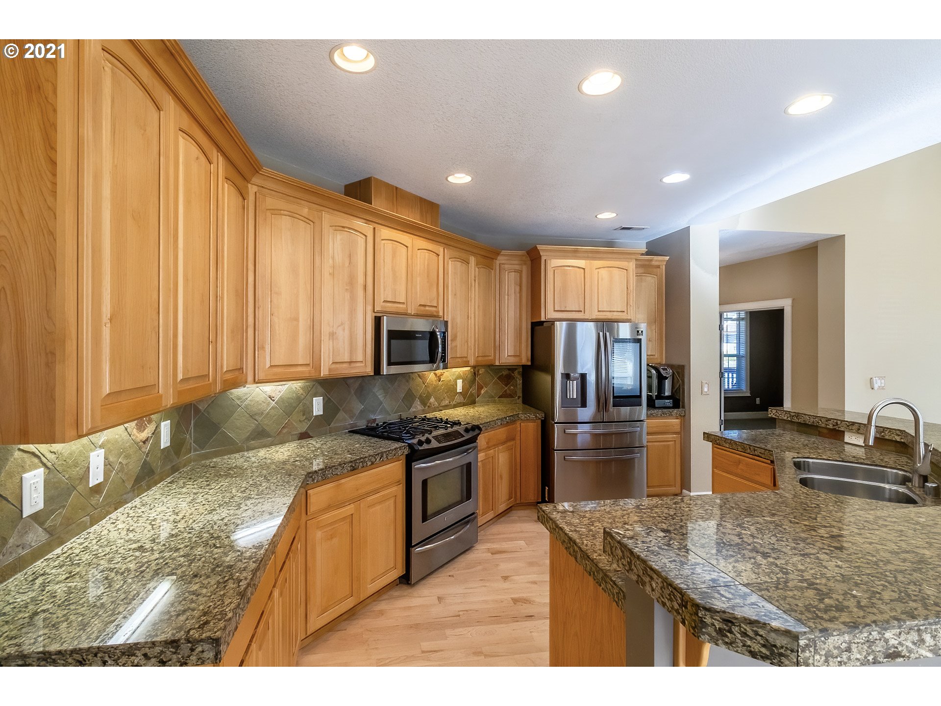 882 Northwest Angel Heights Road Stevenson, WA 98648 - Photo 7 of 32