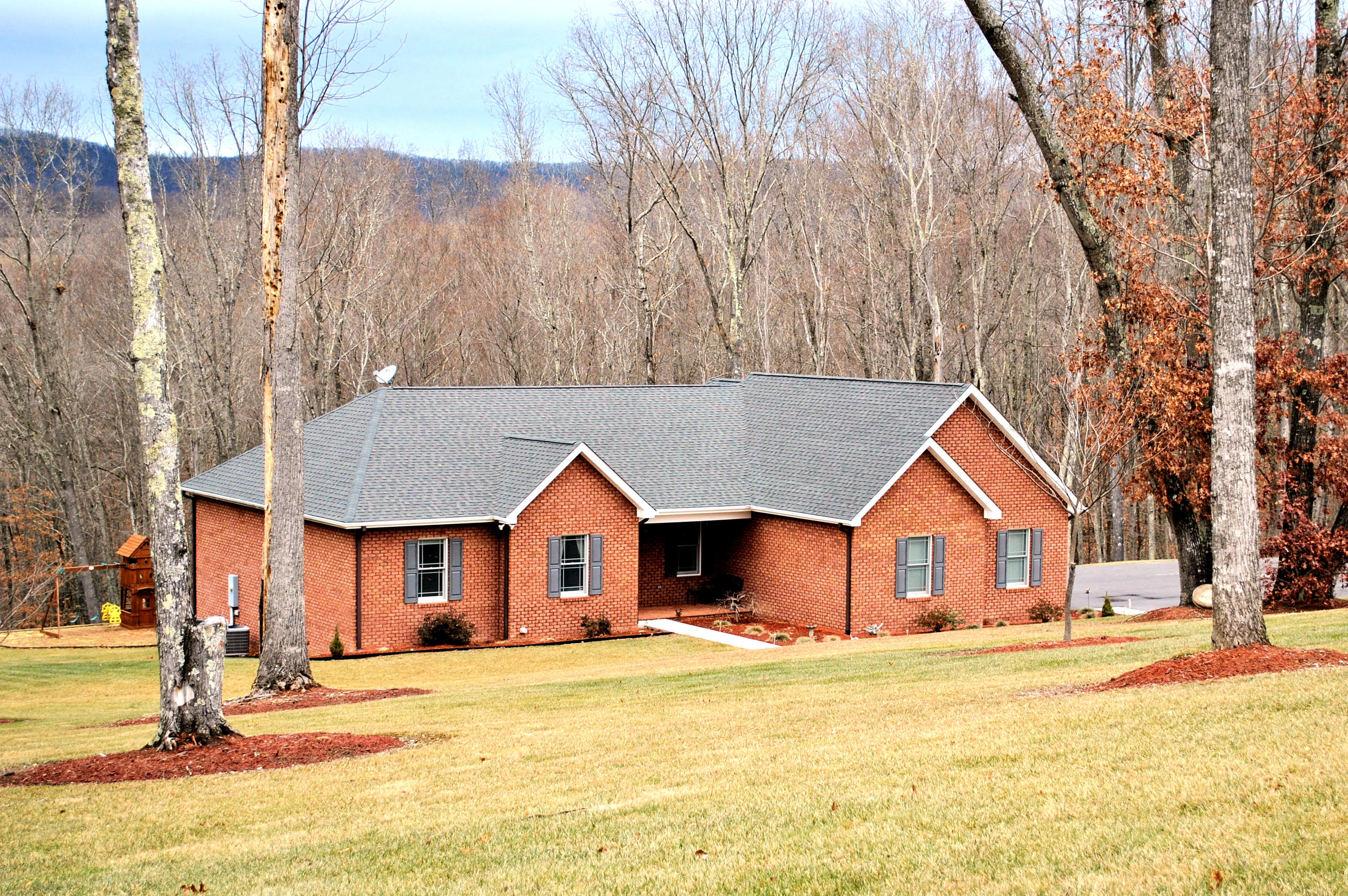 4551 Northside Road Newport, VA 24128 - Photo 2 of 91 1DSC_0708