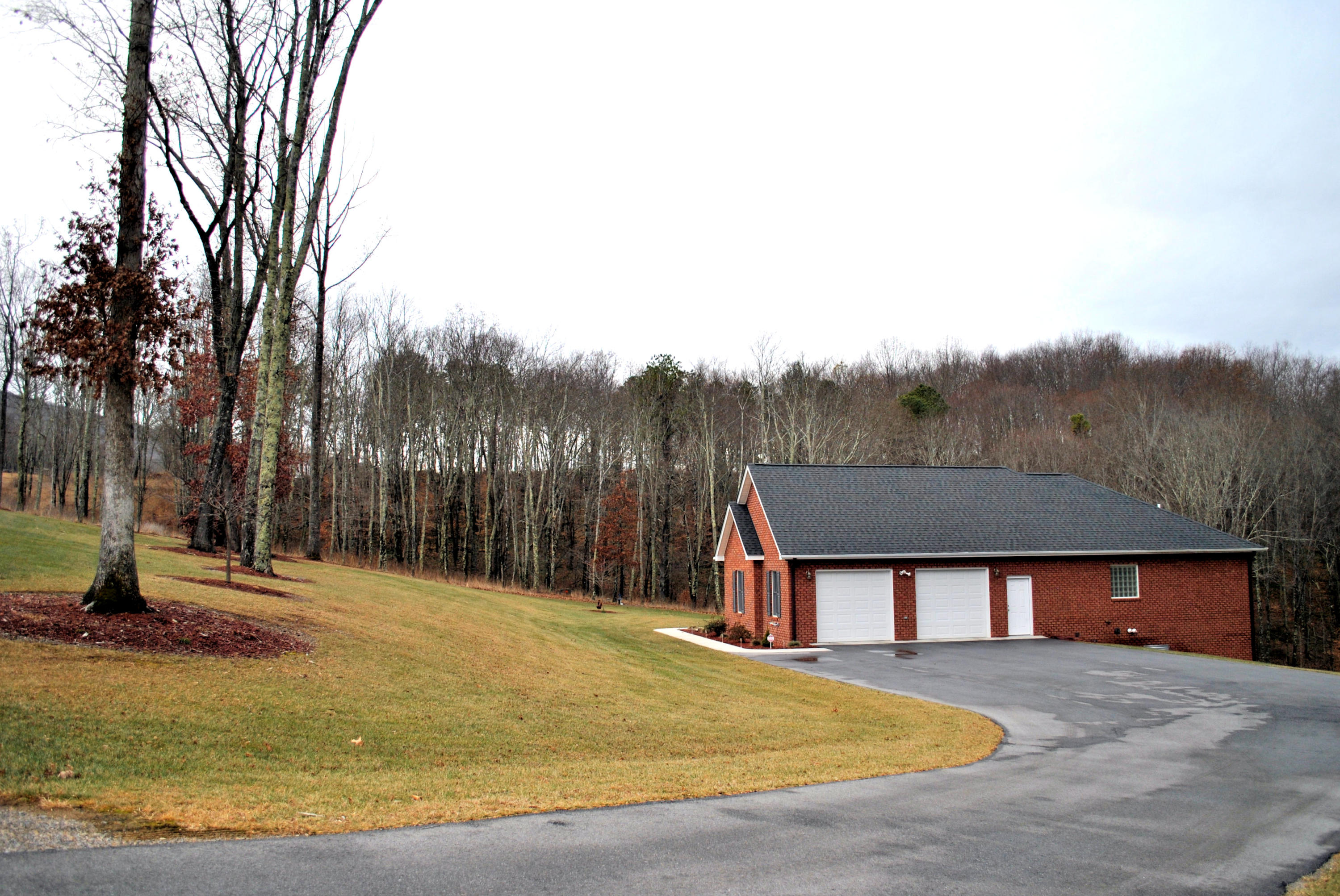 4551 Northside Road Newport, VA 24128 - Photo 5 of 91 Driveway