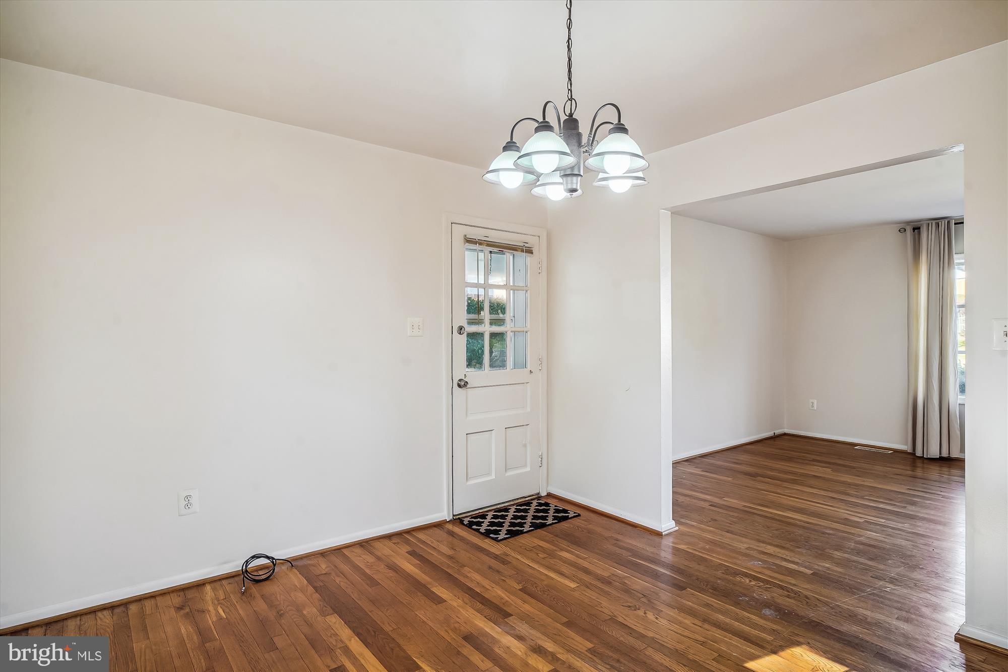 3708 Briars Road Olney, MD 20832 - Photo 12 of 55 Dining Area