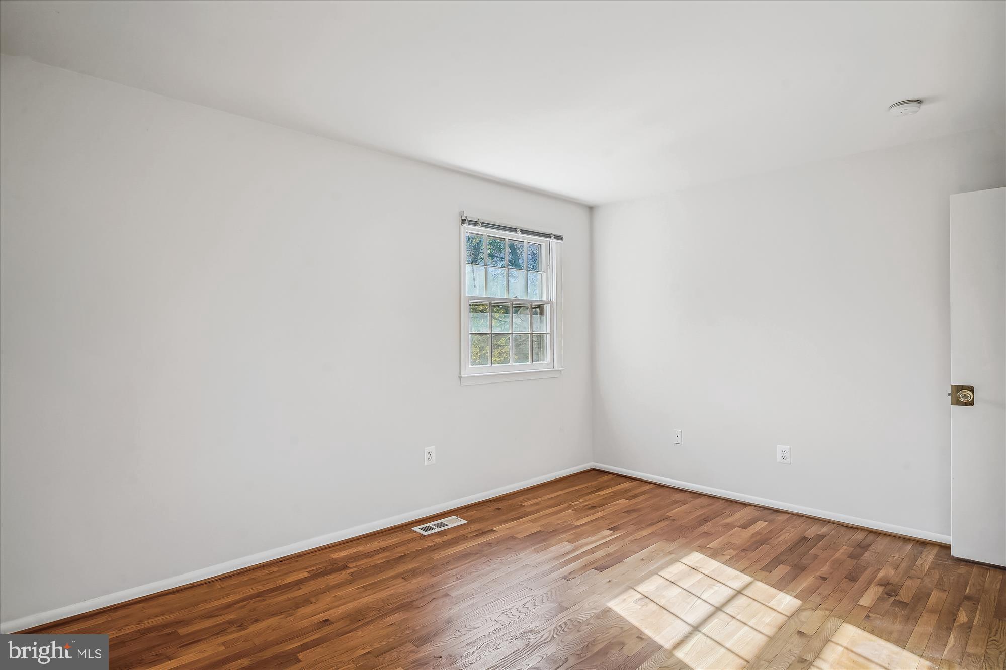 3708 Briars Road Olney, MD 20832 - Photo 30 of 55 Primary Bedroom